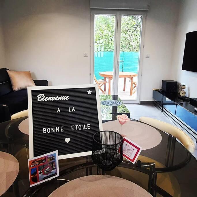 La Bonne Etoile Marseille ! Hebergement Romantique ! Jacuzzi Et Piscine Exterior photo